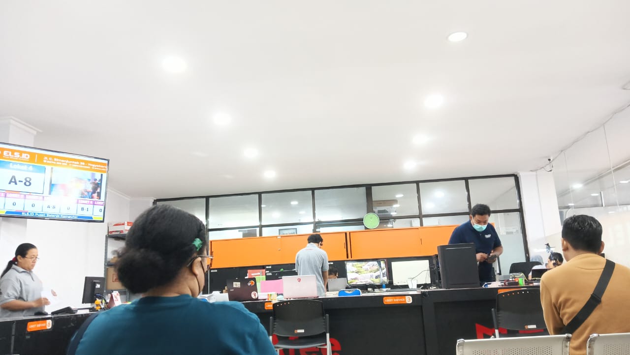 Senjata Buat Kerja Masuk Service Center, Laptop AI 2025 Asus Vivobook S14 Layak Jadi Pengganti - (2) Senjata Buat Kerja Masuk Service Center, Laptop AI 2025 Asus Vivobook S14 Layak Jadi Pengganti